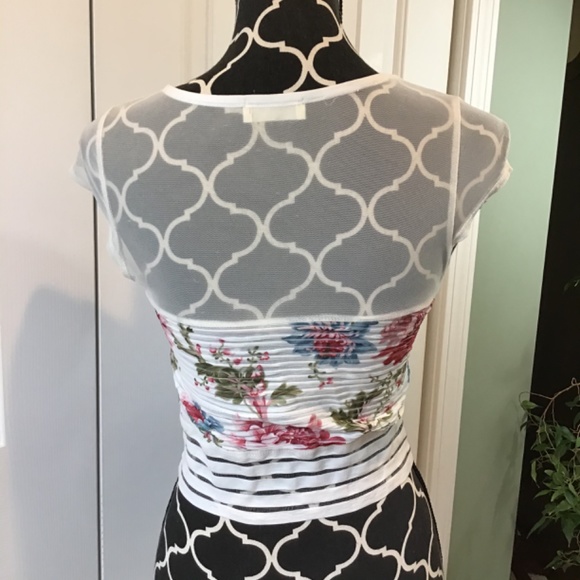 Sarah la crop top - Picture 4 of 6